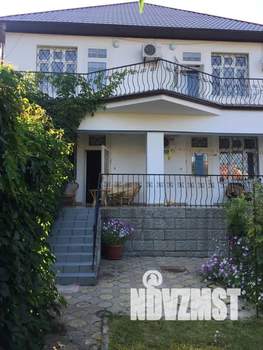 Дом 490м², 2-этажный, посуточно,