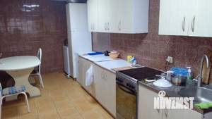 Дом 300м², 3-этажный, на длительный срок,