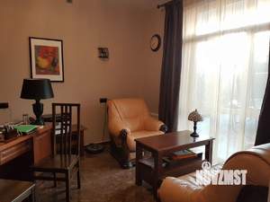 Дом 230м², 3-этажный, на длительный срок,