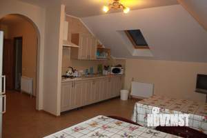 Дом 330м², 3-этажный, на длительный срок,