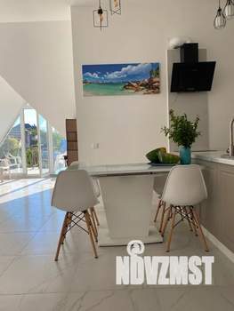 Дом 70м², 3-этажный, посуточно,