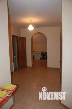 Дом 330м², 3-этажный, на длительный срок,