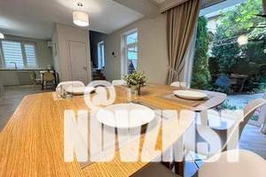 Дом 137м², 3-этажный, посуточно,