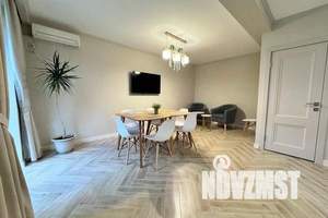 Дом 137м², 3-этажный, посуточно,