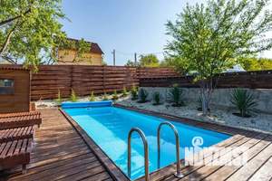 Дом 108м², 3-этажный, посуточно,