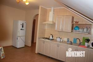 Дом 330м², 3-этажный, на длительный срок,