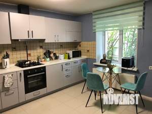 Дом 280м², 3-этажный, посуточно,