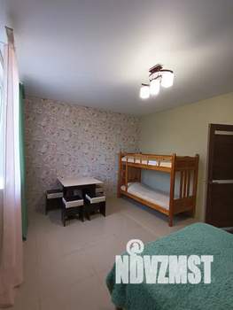 Дом 80м², 2-этажный, посуточно,