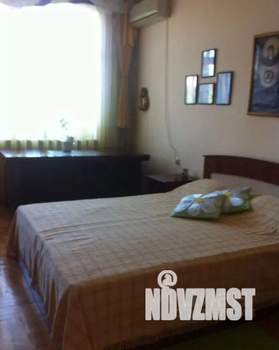 Дом 490м², 2-этажный, посуточно,