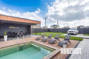 Дом 160м², 2-этажный, посуточно,