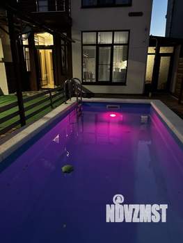 Дом 250м², 3-этажный, посуточно,