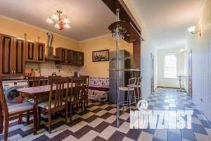 Дом 150м², 2-этажный, посуточно,