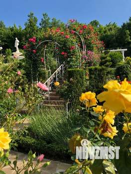 Дом 300м², 3-этажный, посуточно,