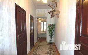 Дом 100м², 3-этажный, посуточно,