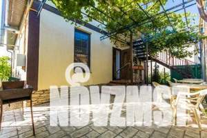 Дом 150м², 2-этажный, посуточно,