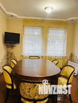 Дом 400м², 3-этажный, посуточно,