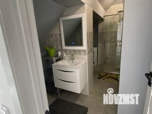 Дом 70м², 3-этажный, посуточно,