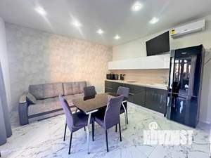 Дом 50м², 2-этажный, посуточно,