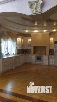 Дом 540м², 2-этажный, участок 11 сот.