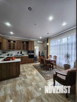 Дом 80м², 2-этажный, участок 3 сот.