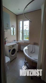 Дом 72м², 2-этажный, участок 7 сот.