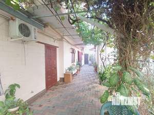 Дом 200м², 2-этажный, участок 4 сот.