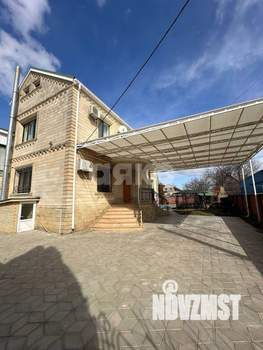 Дом 310м², 3-этажный, участок 8 сот.