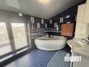 Дом 300м², 2-этажный, участок 10 сот.