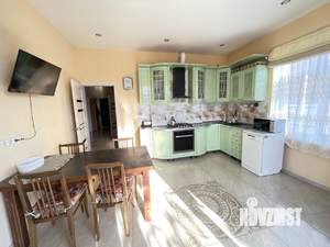 Дом 219м², 2-этажный, участок 9 сот.