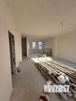 Дом 182м², 2-этажный, участок 3 сот.