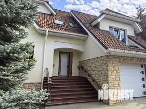 Дом 225м², 2-этажный, участок 7 сот.