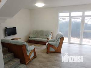 Дом 107м², 2-этажный, участок 3 сот.