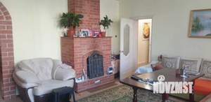 Дом 289м², 2-этажный, участок 10 сот.