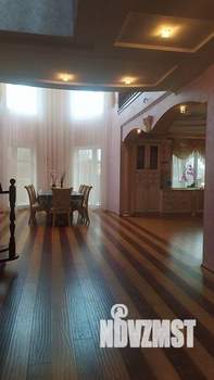 Дом 540м², 2-этажный, участок 11 сот.