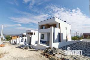 Дом 240м², 2-этажный, участок 4 сот.