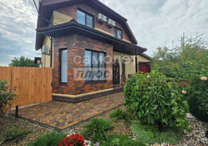 Дом 256м², 2-этажный, участок 8 сот.