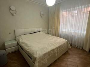 Дом 214м², 3-этажный, участок 4 сот.