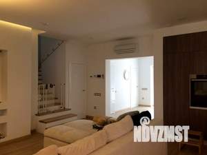 Дом 177м², 2-этажный, участок 4 сот.