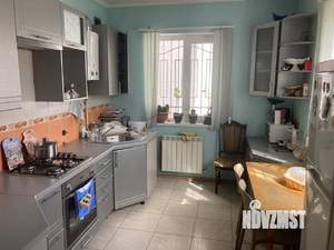 Дом 800м², 2-этажный, участок 3 сот.