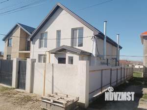 Дом 142м², 2-этажный, участок 5 сот.