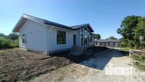 Дом 132м², 2-этажный, участок 6 сот.