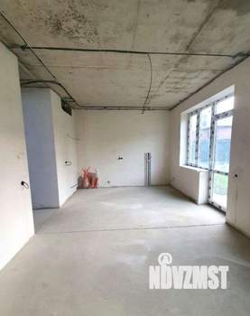 Дом 100м², 2-этажный, участок 3 сот.