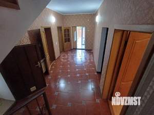 Дом 323м², 3-этажный, участок 6 сот.