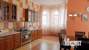 Дом 504м², 2-этажный, участок 10 сот.