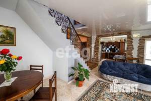 Дом 252м², 2-этажный, участок 8 сот.