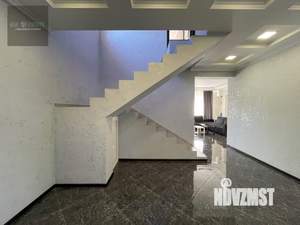 Дом 233м², 2-этажный, участок 6 сот.