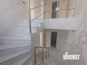 Дом 200м², 2-этажный, участок 4 сот.