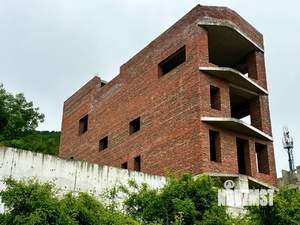 Дом 480м², 4-этажный, участок 8 сот.