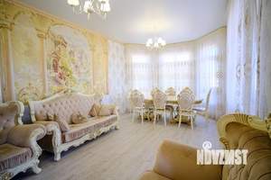 Дом 204м², 2-этажный, участок 5 сот.