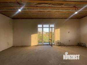 Дом 94м², 2-этажный, участок 8 сот.